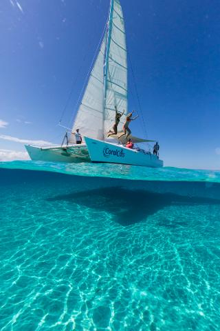 Corals Cats Sailing, Day sail Snorkel Cruise.